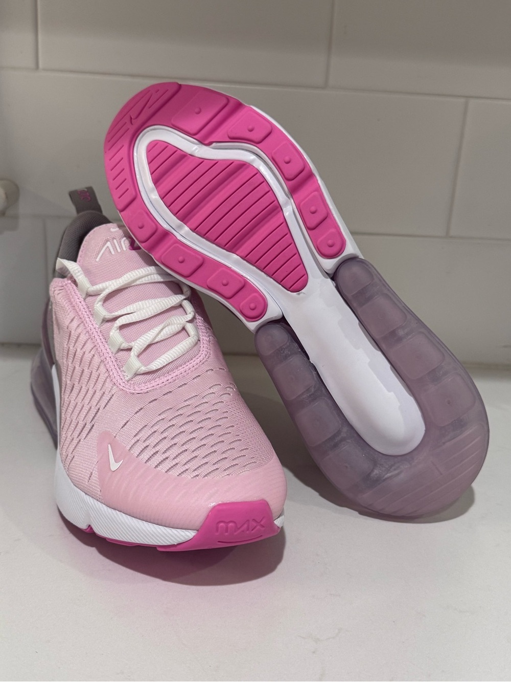 Nike Air Max 270 Pink White Grey Women’s Size 8
